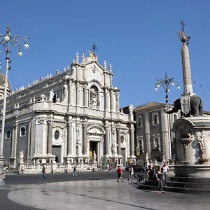 Splendida Dimora Sant'elena Fulcrum Aeroporto di Catania Fontana Rossa